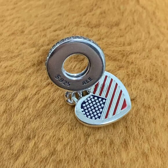 Pandora I Love USA exclusive Charm - Picture 4 of 4